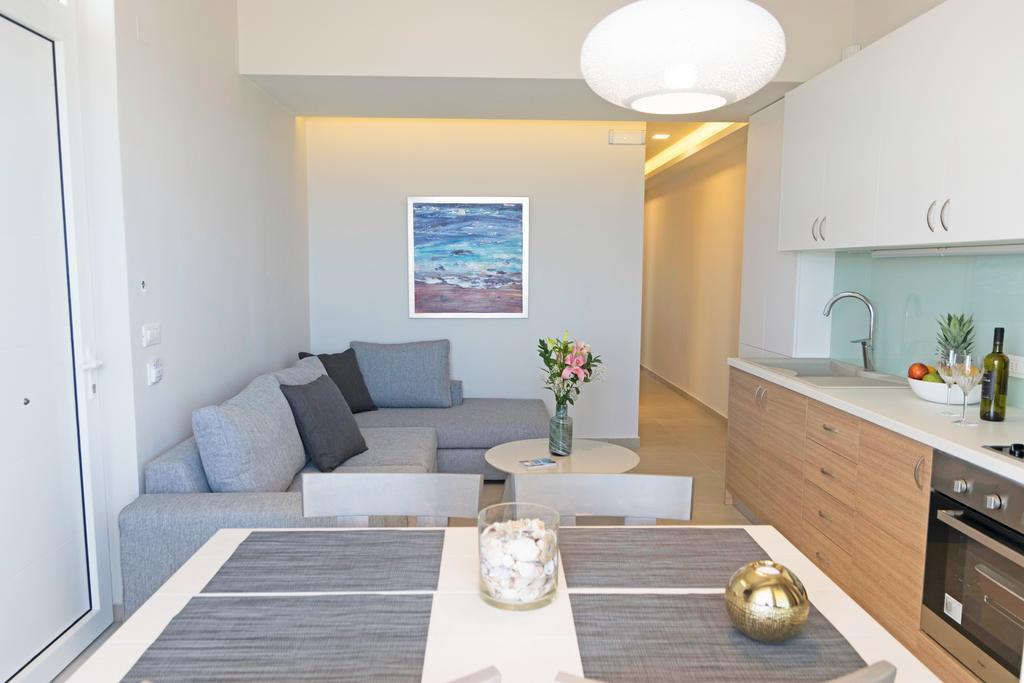 Sonja Beachfront Apartments Kato Daratso Extérieur photo
